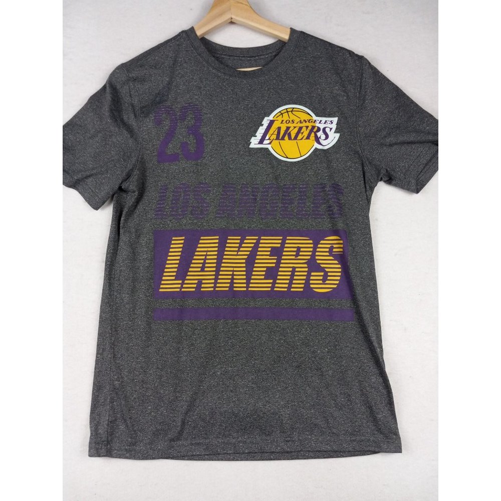 Los Angeles Lakers James 23 size Small shirt